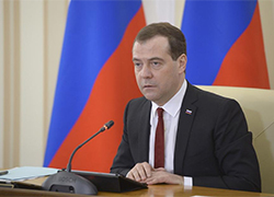 Медведев пугает Европу утратой российского рынка