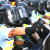 Полиция Гонконга сносит баррикады в центре города