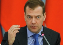Медведев утвердил скидку в $100 на газ для Украины