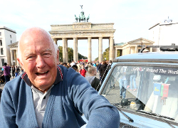 76-летний немец объехал 215 стран за 26 лет на авто 1988 года