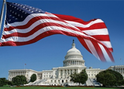 Сенатор США: Конгресс поддерживает предоставление Украине военной помощи