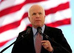Сенатор Маккейн настаивает на новых санкциях против России