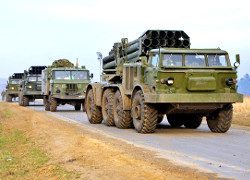 Украинские военные начали отвод тяжелых вооружений в зоне АТО