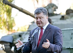 Poroshenko: Ukrainian troops leaving Debaltseve in planned, organized manner