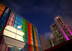 Суд обязал Apple выплатить пользователям $400 миллионов