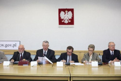 Центризбирком Польши ушел в отставку
