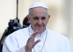 Папа Франциск провел мессу во время шторма