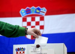 Экзитпол отдает победу на выборах в Хорватии лидеру оппозиции