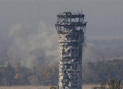 Бой за Донецкий аэропорт: уничтожена диспетчерская вышка