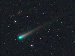 Над Землей пролетит видимая глазу редкая комета Лавджоя