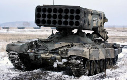 Боевики обстреливают донецкий аэропорт из танков и системы «Буратино»