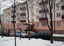 Жители дома на Матусевича: Ощущение, будто под окнами самолеты взлетают