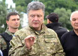 Poroshenko to announce imposition of martial law if Minsk talks fail