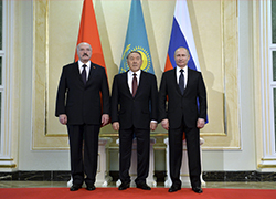 Двусторонней встречи Путина и Лукашенко в Астане не было