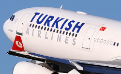 Cамалёт Turkish Airlines перапыніў рэйс праз пагрозу выбуху