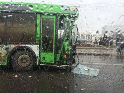 В Могилеве столкнулись автобус и троллейбус