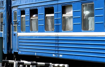 "Basta": Passengers Of Asipovichy-Zhlobin Train Gathered In One Car Because Of Coronavirus