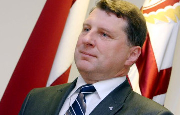 Президент Латвии назвал условия отмены санкций против России