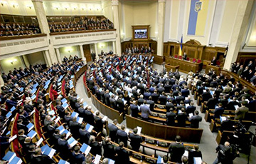 Верховная Рада призвала парламенты других государств усилить санкции против РФ