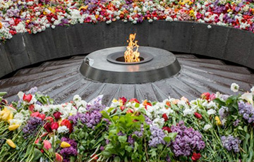Армения вспоминает жертв геноцида 1915 года