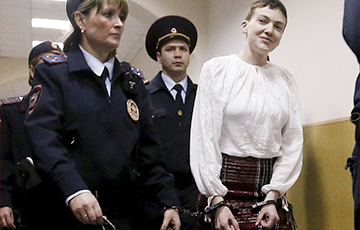 Надежду Савченко перевели в больницу Москвы
