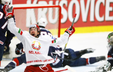 Belarus thrash United States to top IIHF World Championship Group B