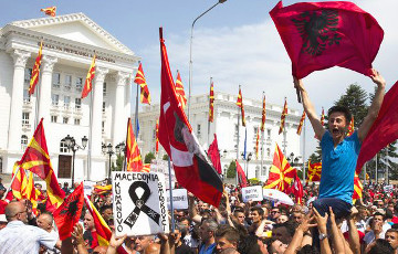 Протесты в Македонии: демонстранты отказались покинуть центр Скопье