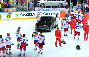 Скандал на ЧМ: российская сборная ушла со льда до окончания гимна Канады