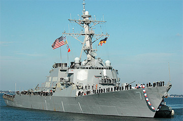 США направляют в Черное море ракетный эсминец
