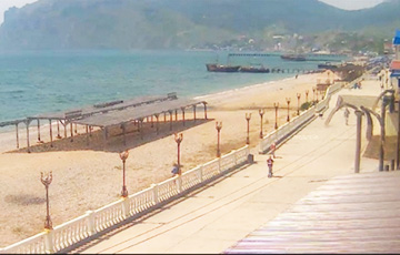 Крым без туристов: пустые пляжи оккупированного полуострова