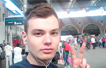 Российский подросток назвал армию РФ позором и включил в военкомате гимн Украины