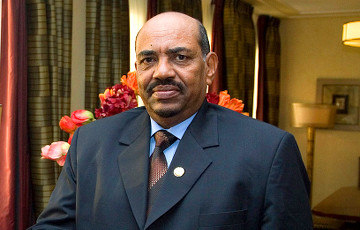 Экс-прэзідэнт Судана атрымаў 10 гадоў турмы за карупцыю