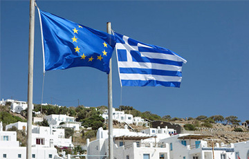 Еврогруппа отказалась продлить программу финансовой помощи Греции