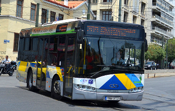 Общественный транспорт в Афинах на неделю сделали бесплатным