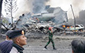 В Индонезии военный самолет упал на отель: 30 человек погибли