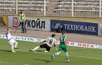 Невероятный гол Ненада Адамовича в ворота «Гомеля»