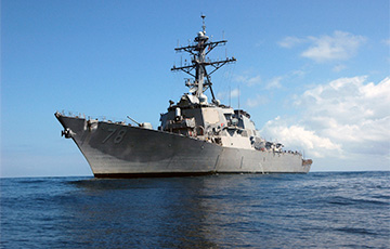 Эсмінец ВМС ЗША трэці раз абстралялі каля Емена