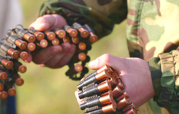 Лукашенко передал РФ более 130 тысяч тонн боеприпасов