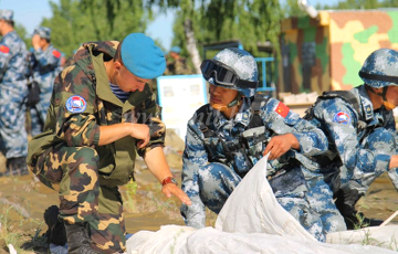 Военная делегация Китая посещает Беларусь