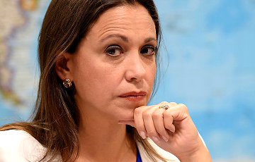 Лидеру оппозиции Венесуэлы запретили заниматься политикой