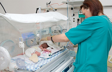 Под медицинское эмбарго в РФ попадут дефибрилляторы и инкубаторы для новорожденных