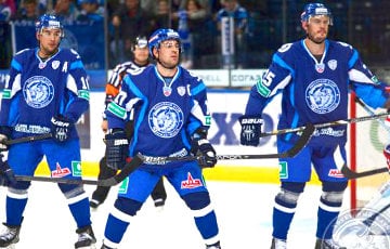Хоккеисты минского «Динамо» проиграли важный матч «Трактору»