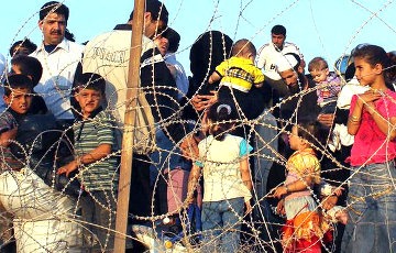 Еврокомиссия и Турция разработали план для остановки потока беженцев