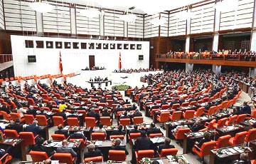 В Турции утвержден состав временного правительства
