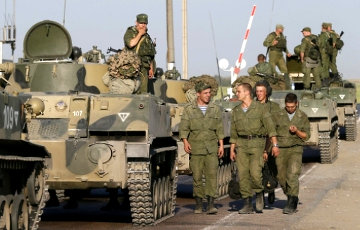 Russia building major military base near Ukrainian border