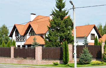 Коттедж вместо тюрьмы: как сын Бакиева обосновался в Раубичах