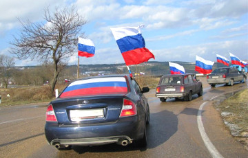 Российские власти хотят приравнять автопробеги к демонстрациям