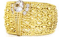 В ОАЭ показали 58-килограммовое золотое кольцо