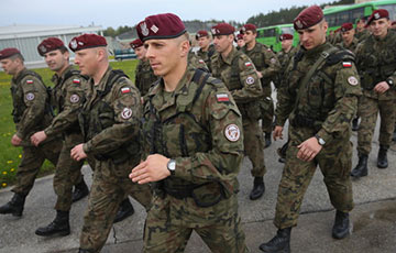 Польская пехота отправляется в Литву на учения