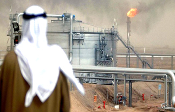 Saudi Arabia Tops Russia in Oil Production